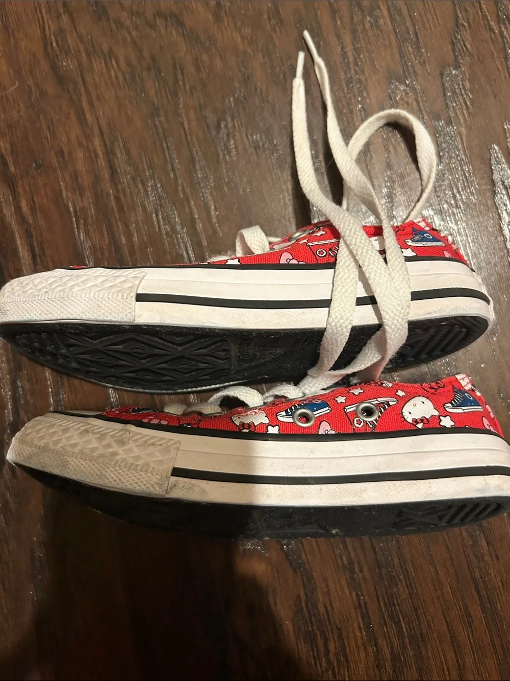 Converse Hello Kitty Kids Red Low-Top Sneakers